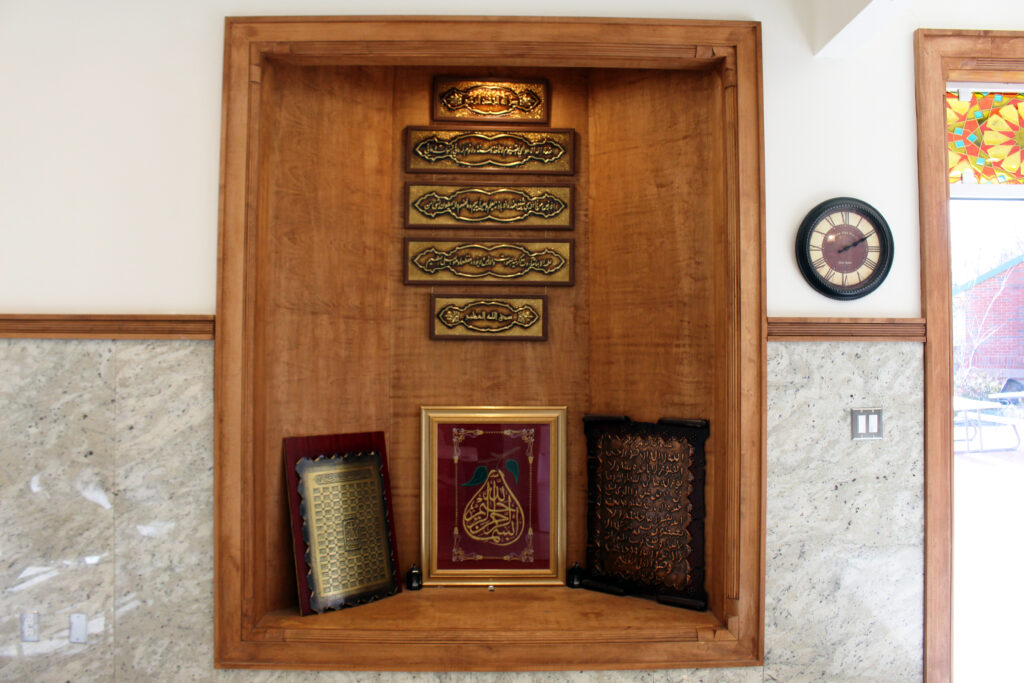 4-entrance-decoration-1024x683